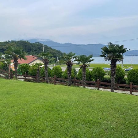 American Village Pension Manoa Намхэ Экстерьер фото